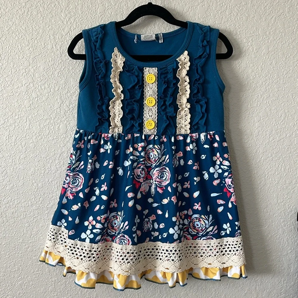 Girls size 6 two piece set. Tank, shorts, Blue, yellow, floral, ruffles, lace
